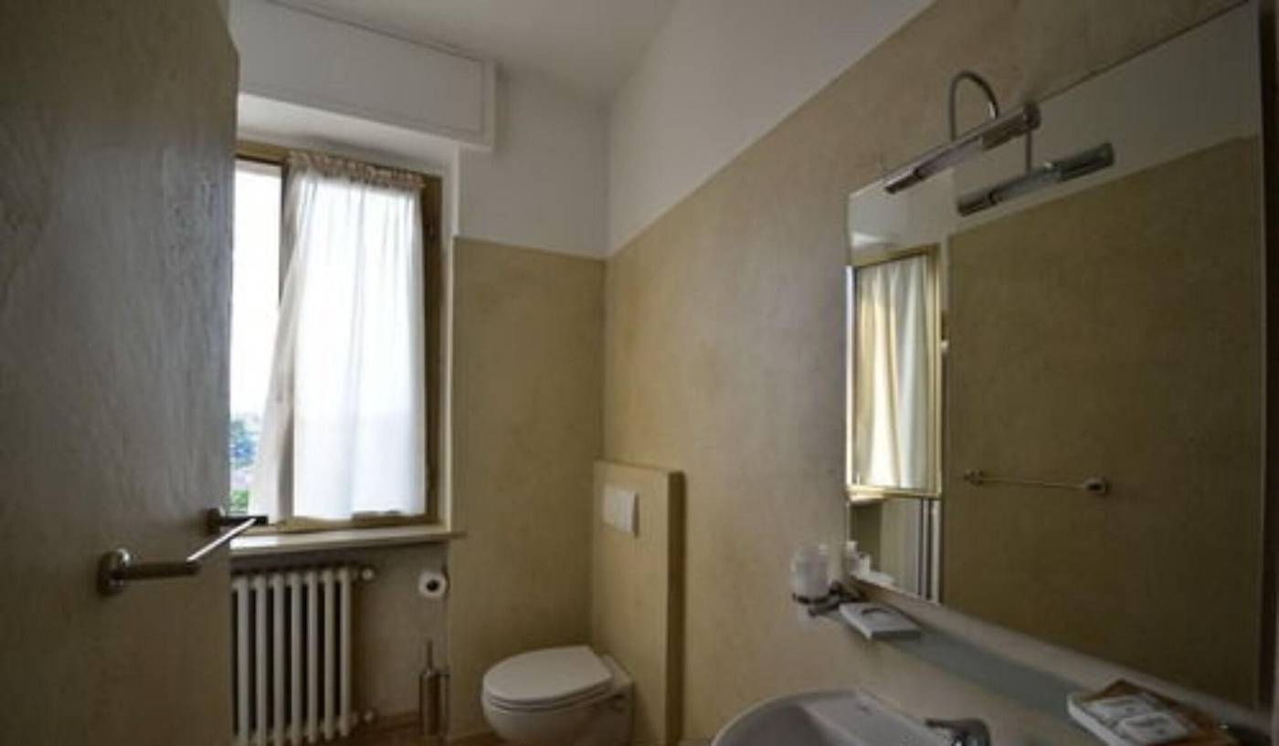 Hotel Bella Peschiera-Italy-PESCHIERA-Room-7