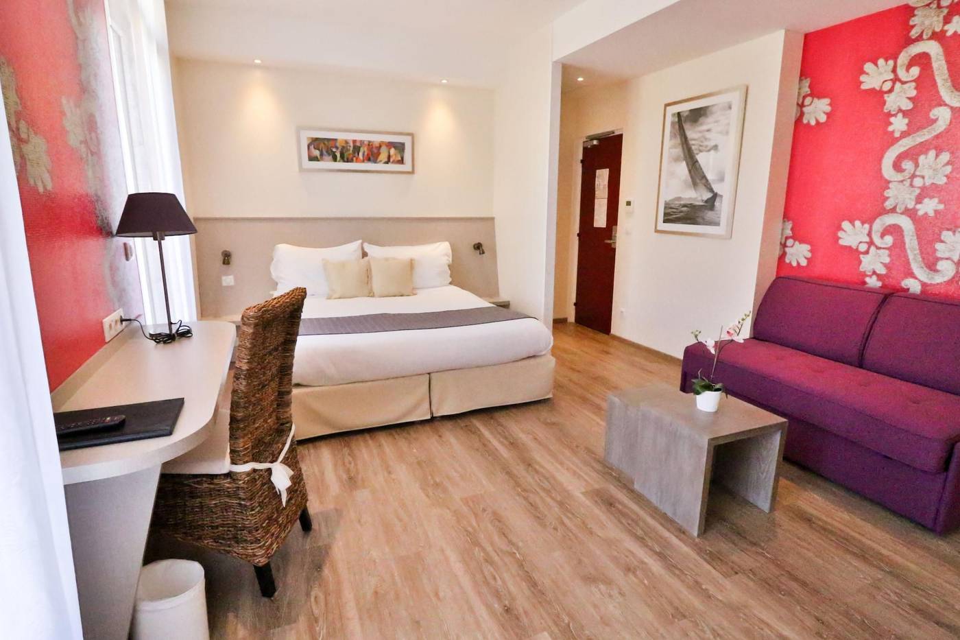 Hôtel Le Provençal-France-BANDOL-Room-10