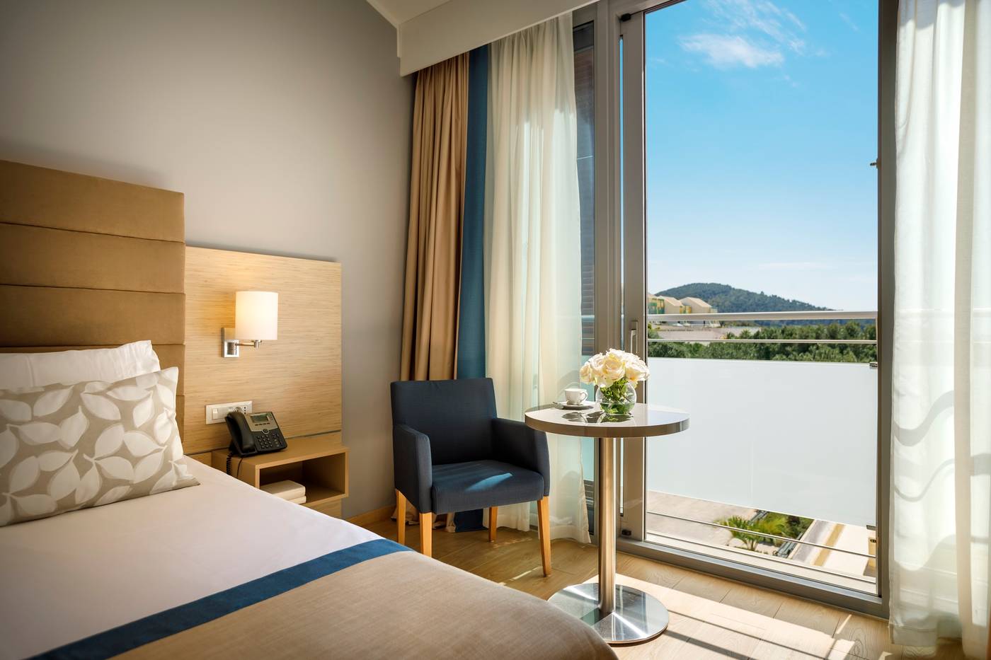 Valamar-Argosy-Hotel-Dubrovnik-Room-18