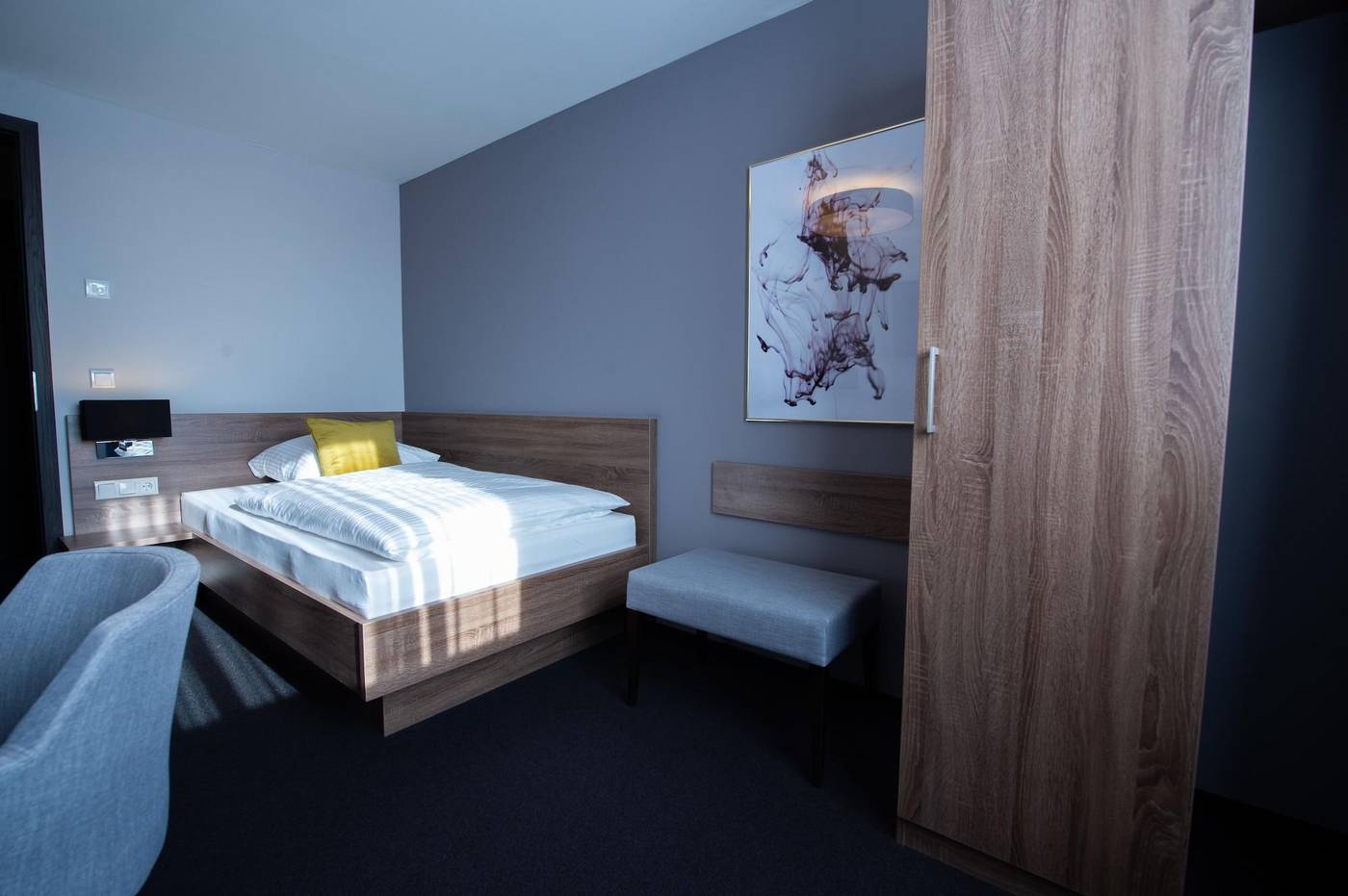 V Boutique Hotel-Germany-BOEBLINGEN-Room-5