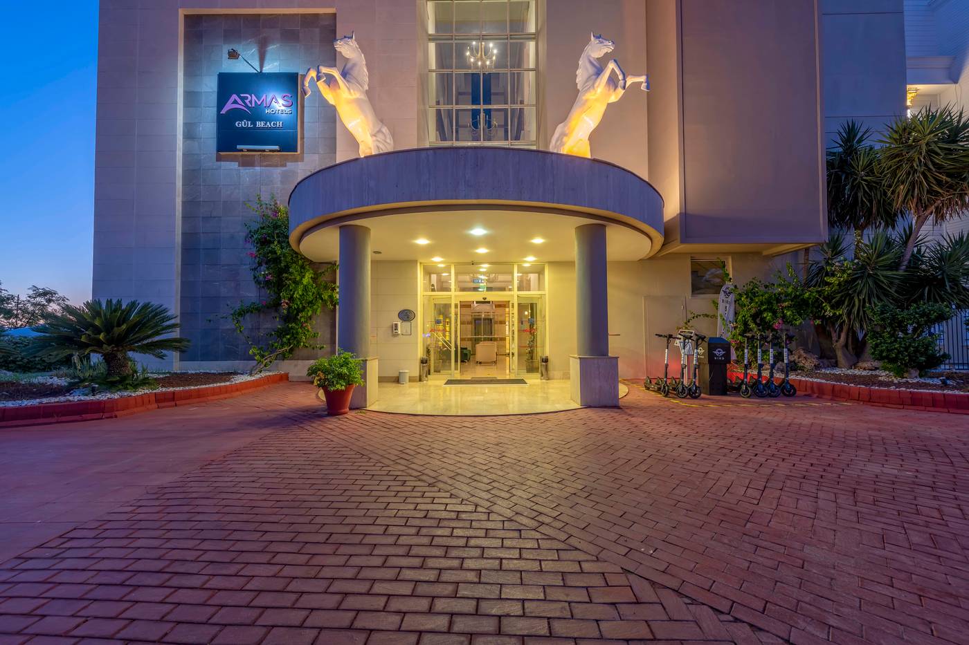 Armas-Gul-Beach-General-view-22