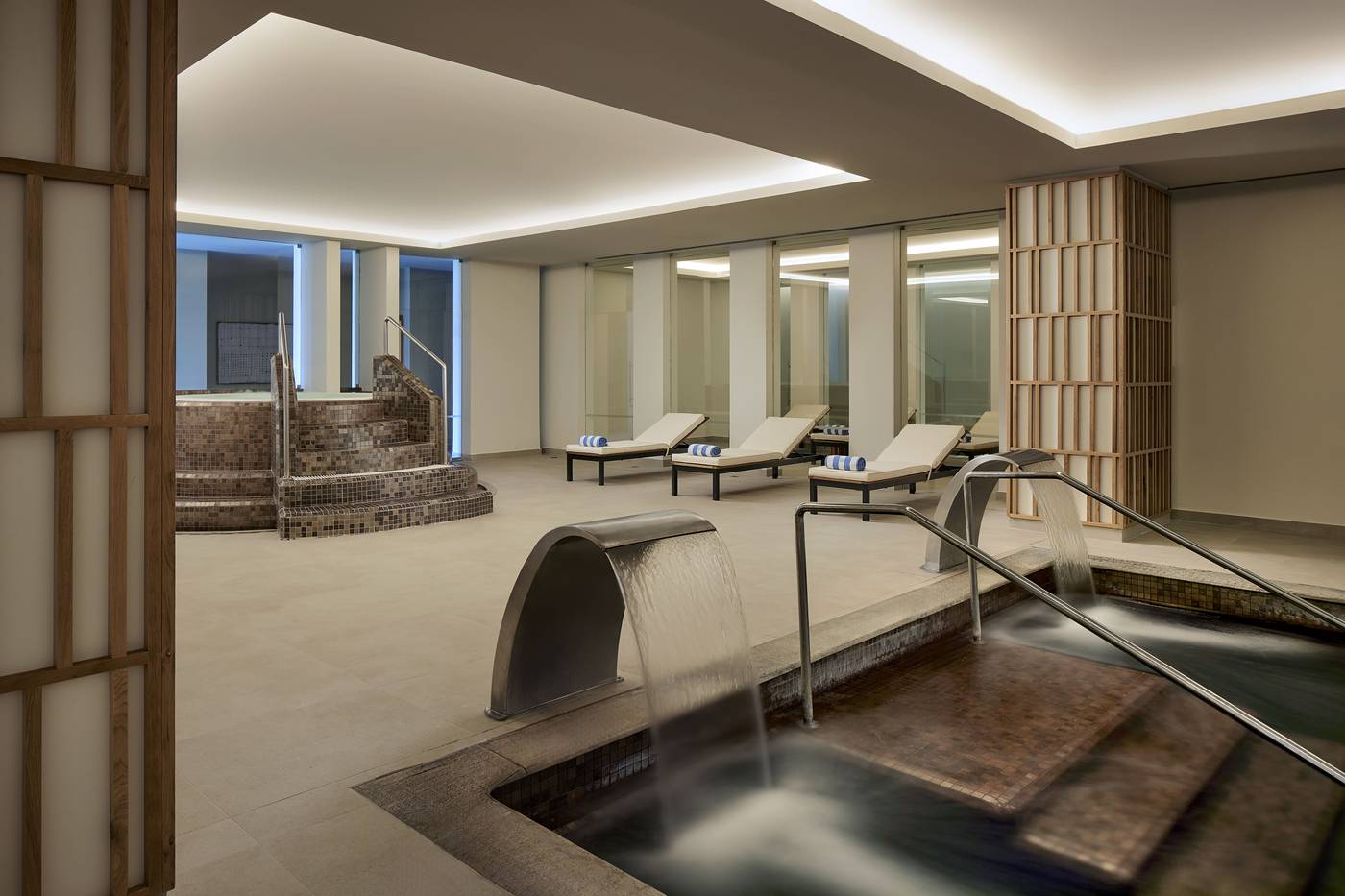 NAU-Salgados-Palace-Sports-and-Entertainment-56