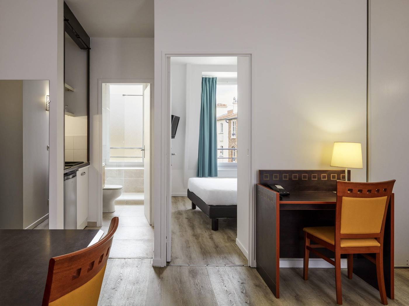 Aparthotel-Adagio-access-Paris-Philippe-Auguste-Room-17