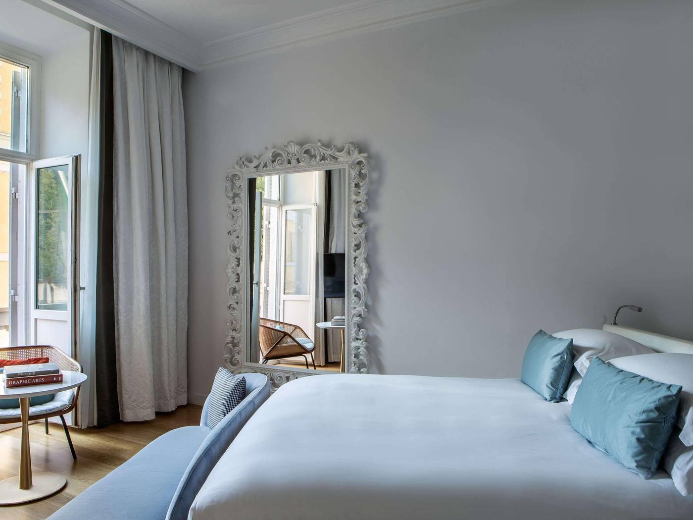 Sofitel-Roma-Villa-Borghese-Room-38