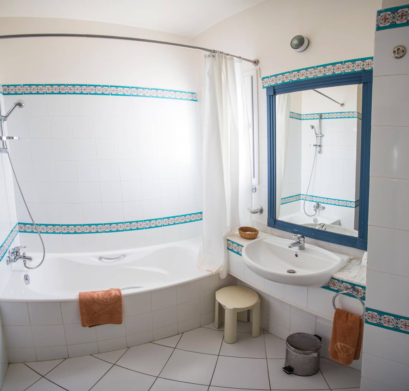 Golden-Carthage-Residence-Room-9