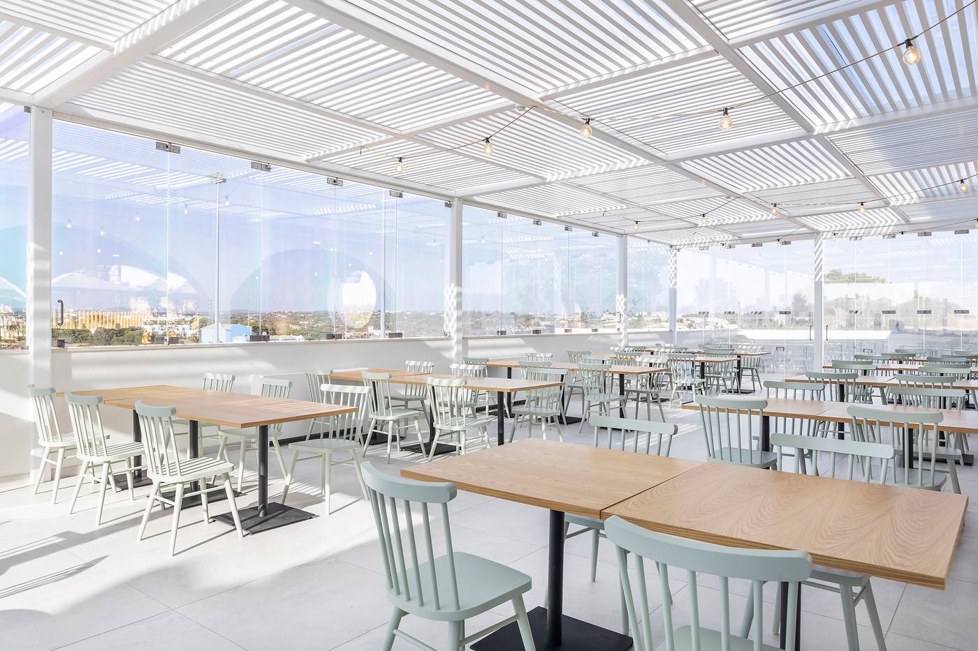 Eden-Villas-and-Apartments-Bar-59