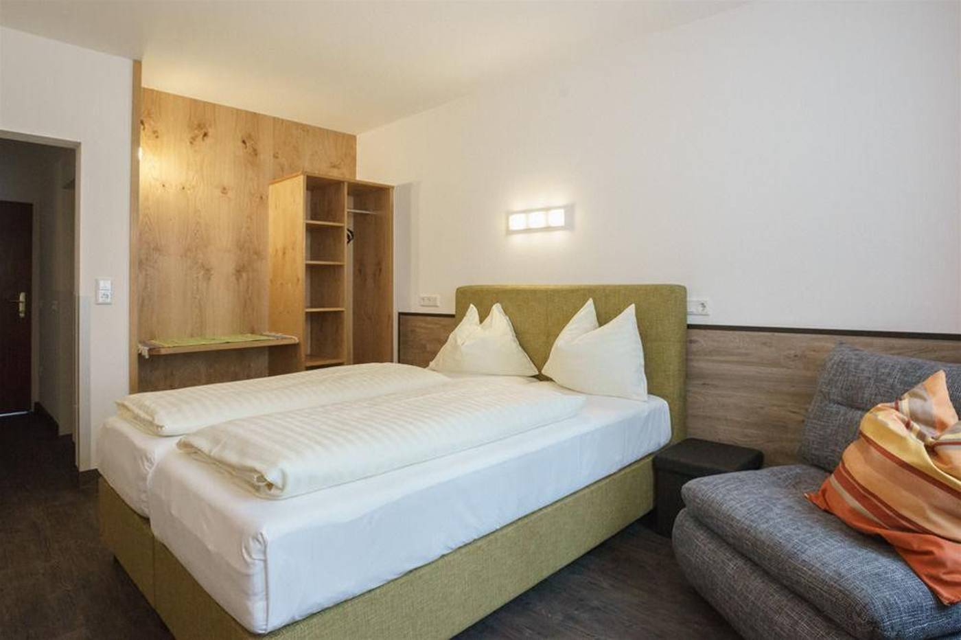 Drei Kreuz-Austria-SALZBURG -General view-8