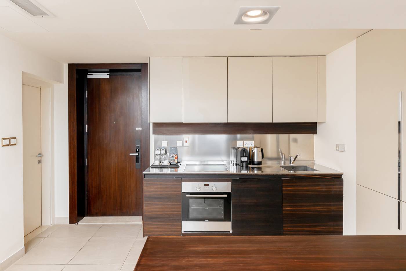 Radisson-Blu-Residence-Dubai-Marina-Room-30