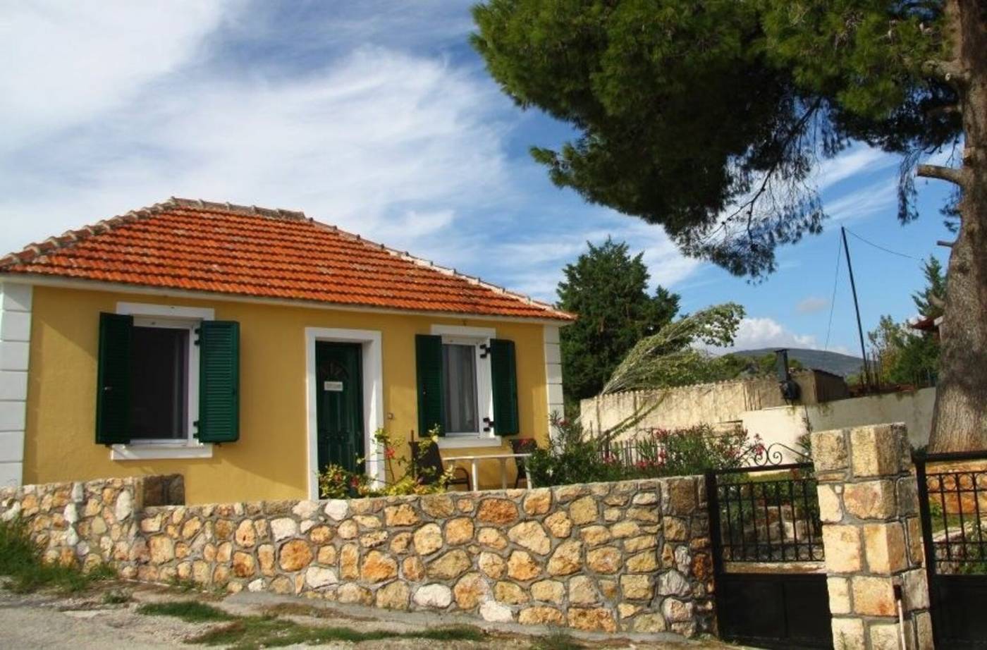 Hotel-Sunrise-Inn-Room-88