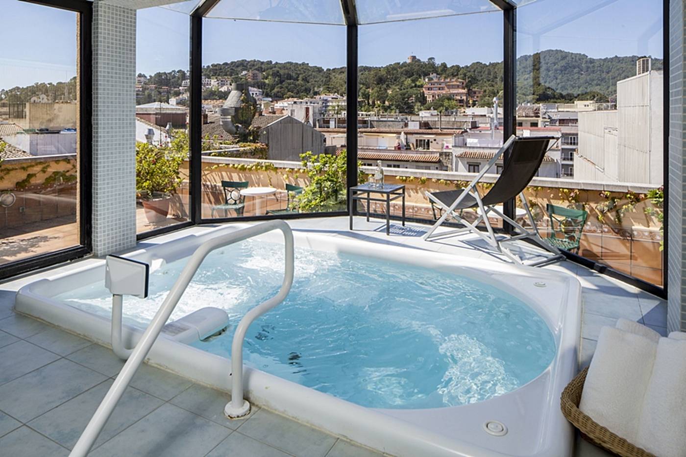 URH-Vila-de-Tossa-Pool-36