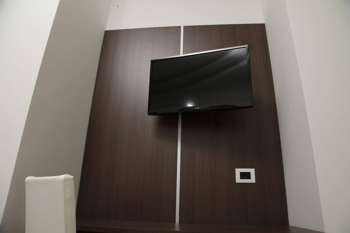 Maison-Maneli-Luxury-B-B-Room-33