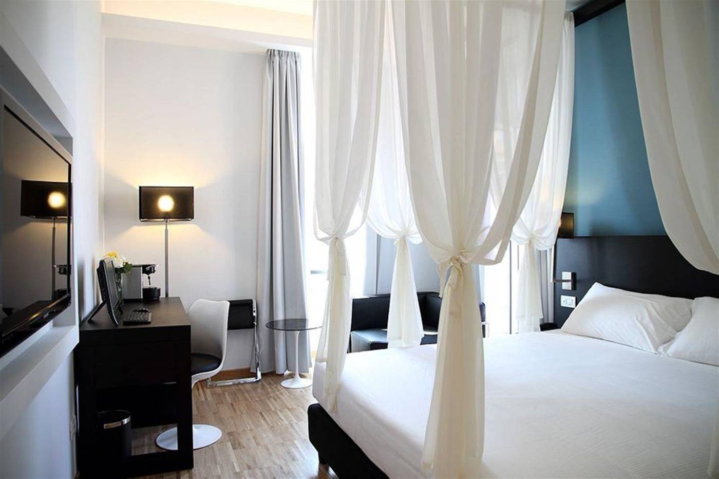 At-Home-Townhouse-Room-12