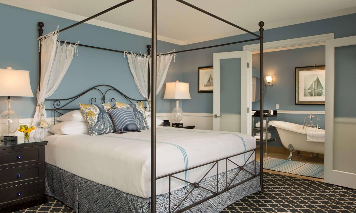 The-Portofino-Hotel---Marina-Room-23