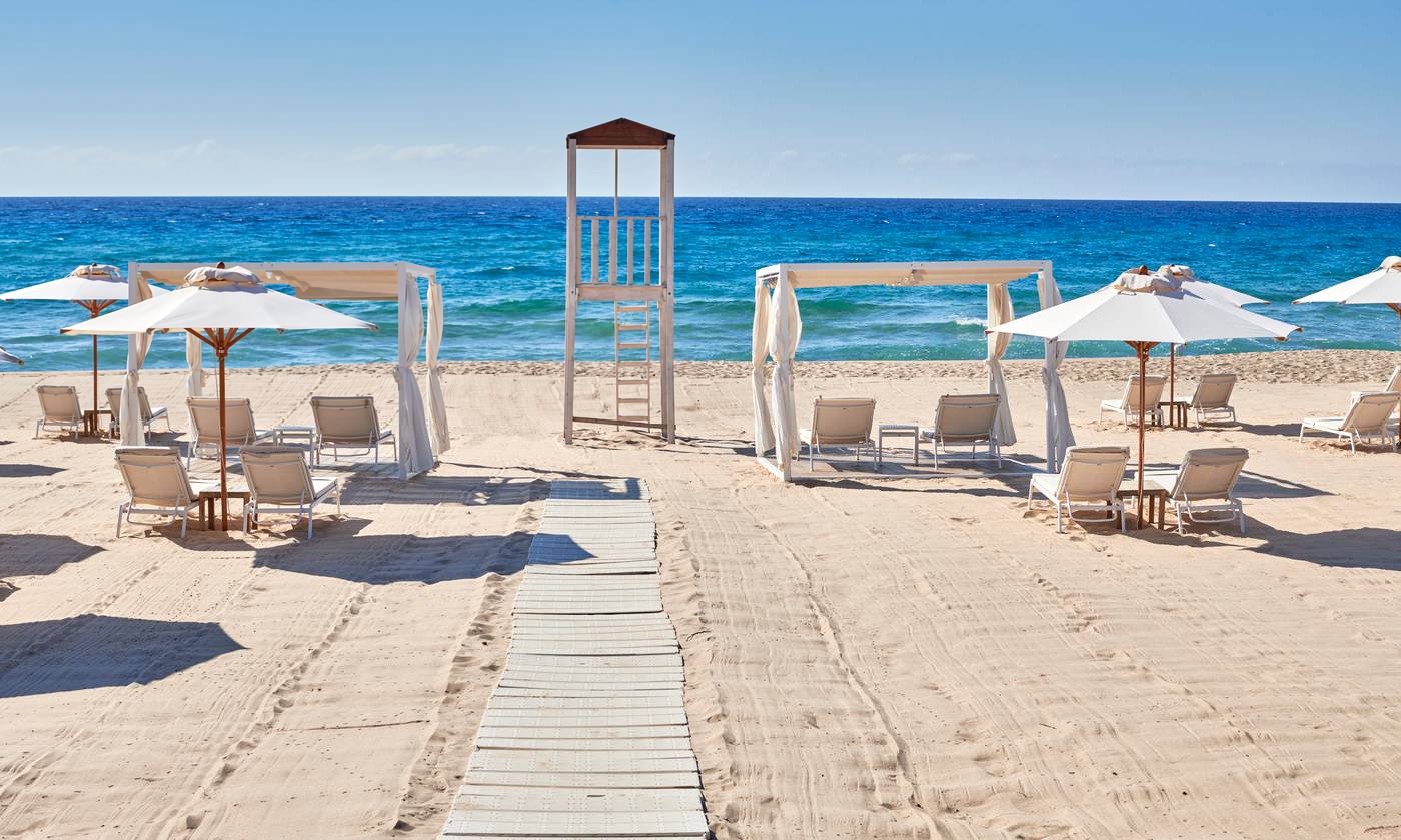 Baia-Chia-Laguna-Resort--Curio-Collection-By-Hilton-Beach-61