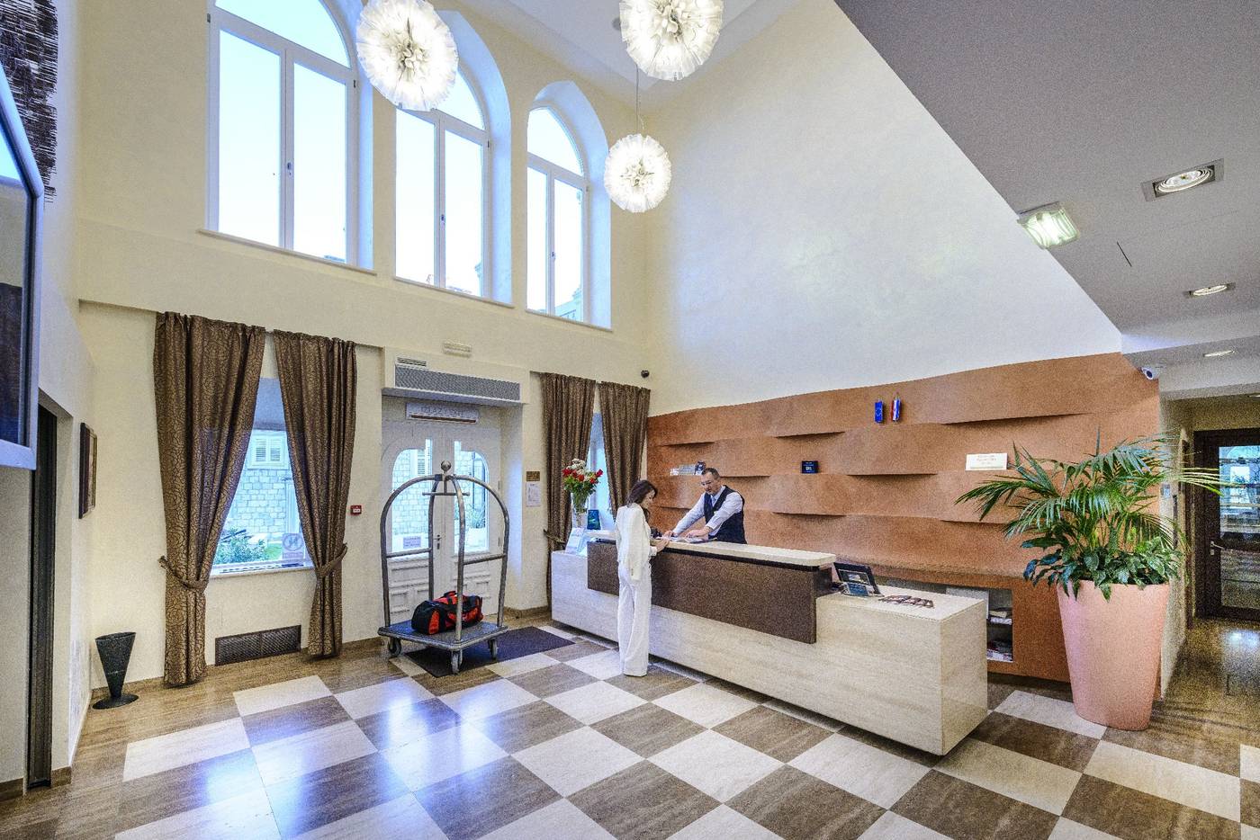 Hotel-Lapad-Lobby-59