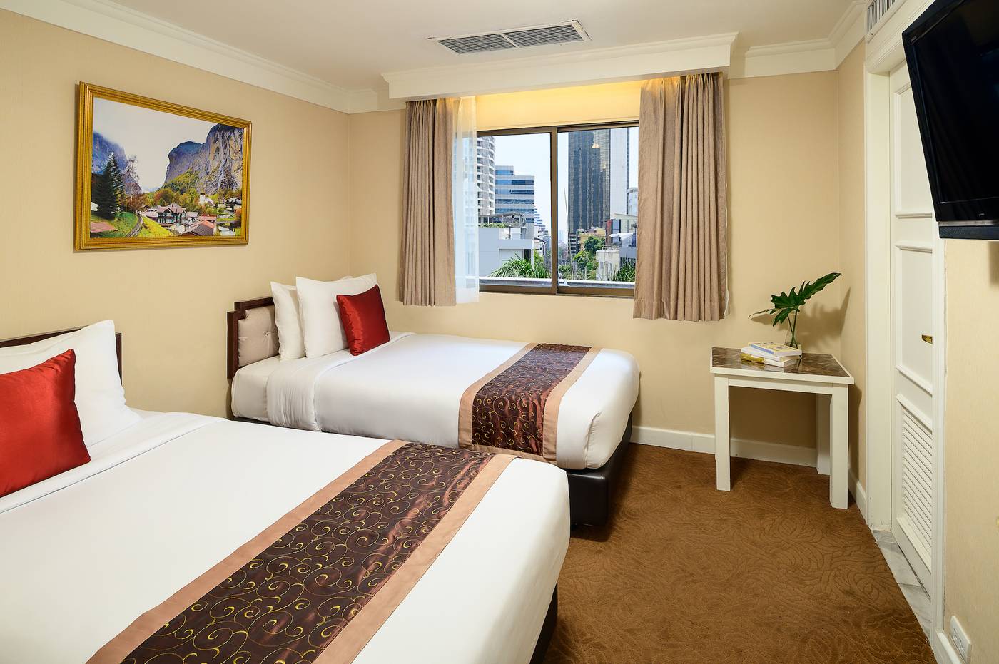 Kingston-Suites-Room-9