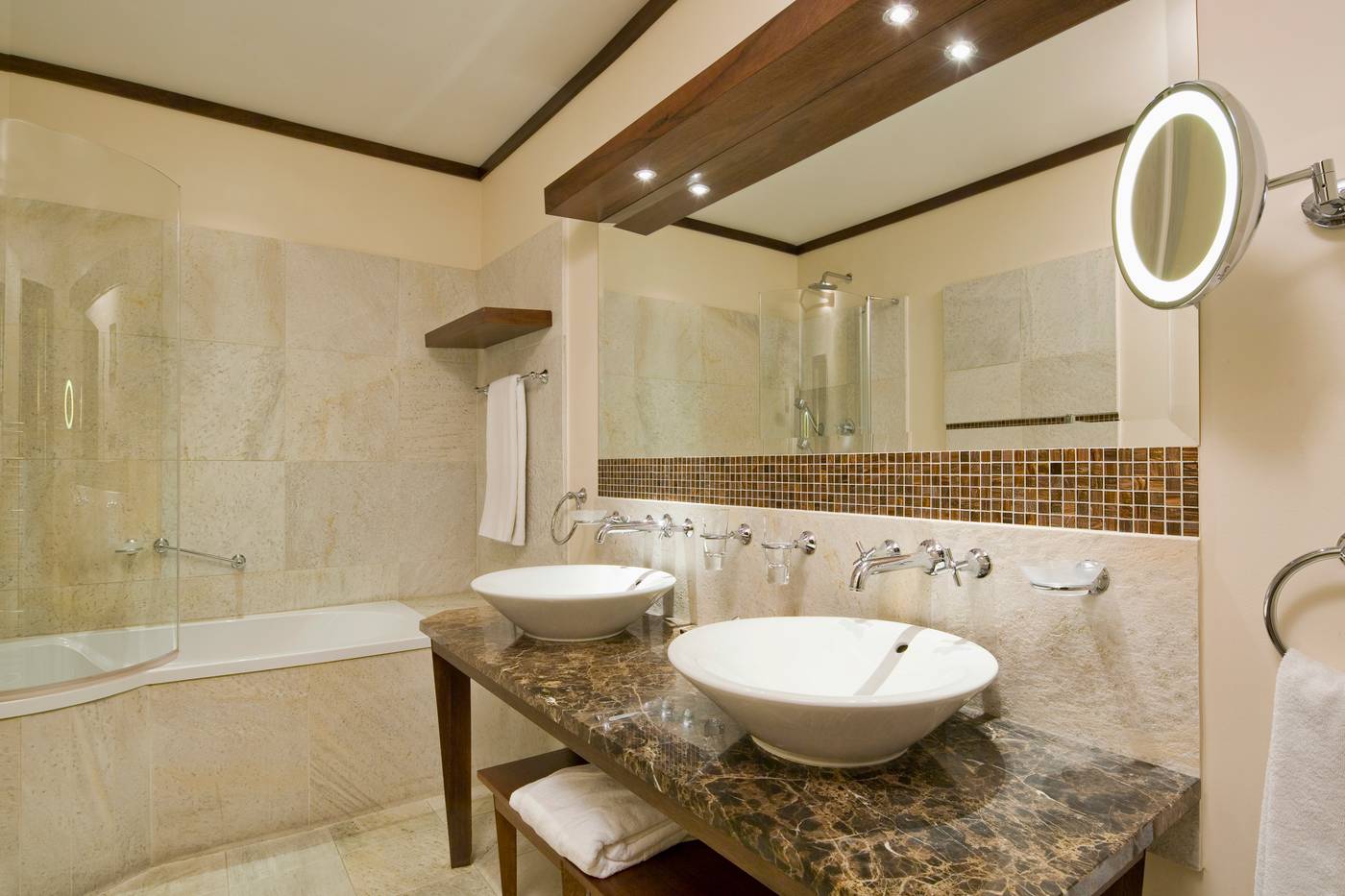 Mamaison-Hotel-Le-Regina-Warsaw-Room-29