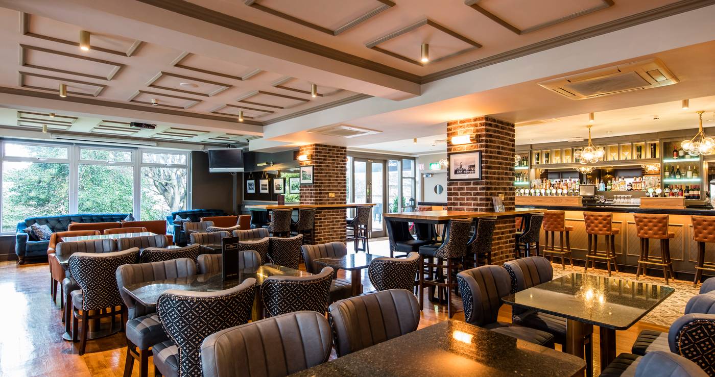 Sandymount-Hotel-Bar-13