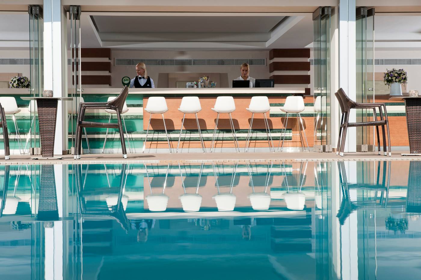 Castello-Boutique-Resort-and-Spa---Adult-Only-Bar-52