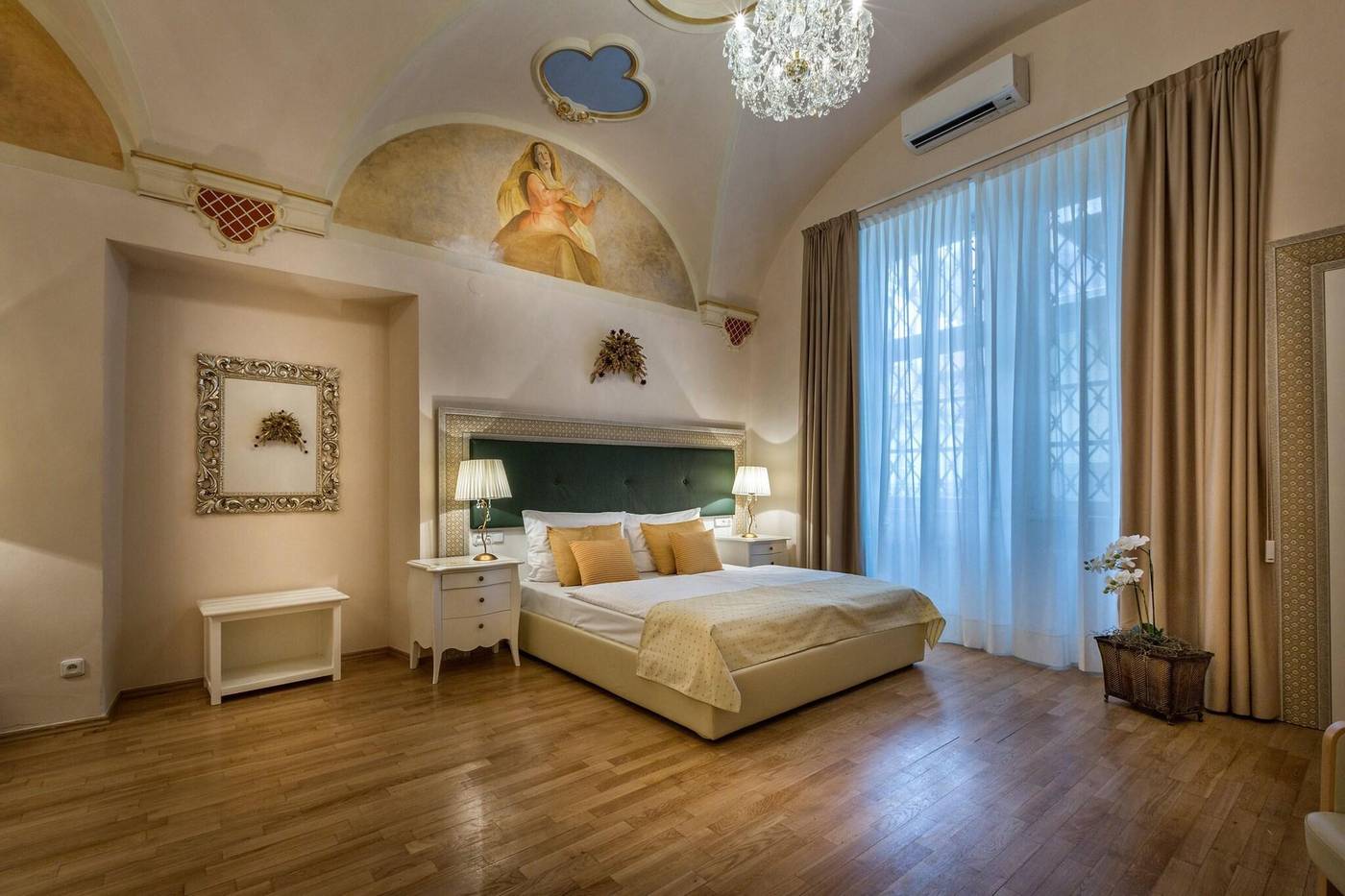 Residence-U-Malvaze-Room-14