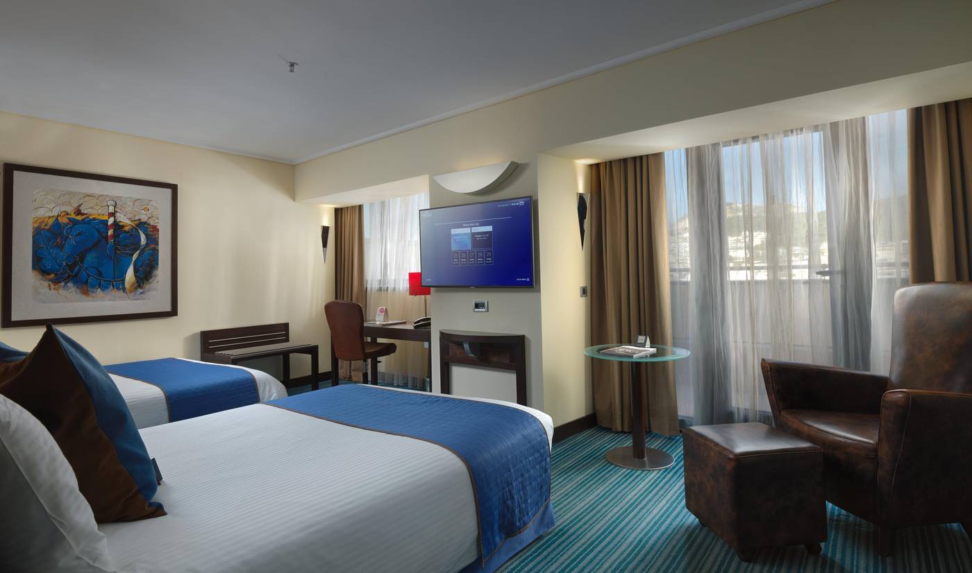 Crowne-Plaza-Athens-Room-27