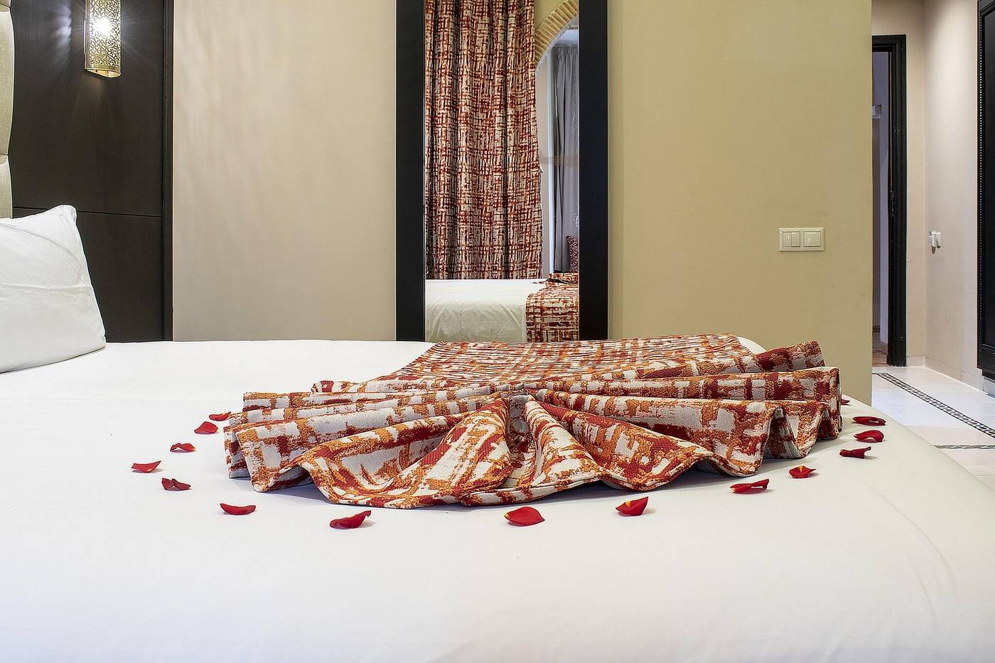 Eden-Andalou-Suites--Aquapark---Spa-Room-43