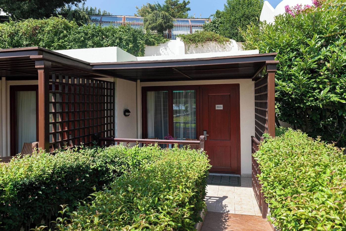 Renaissance-Polat-Istanbul-Room-8