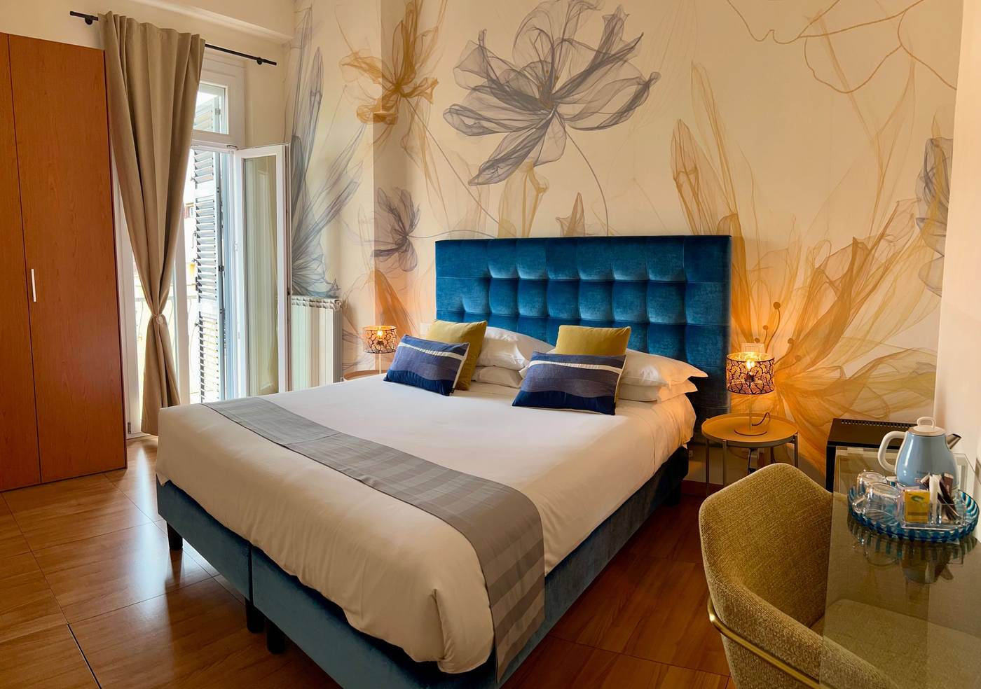 Bon-Ton-Suites-Room-2