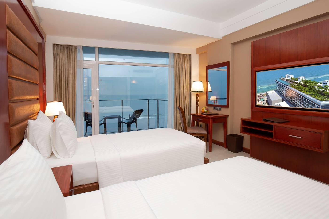 Marino-Beach-Colombo-Room-13