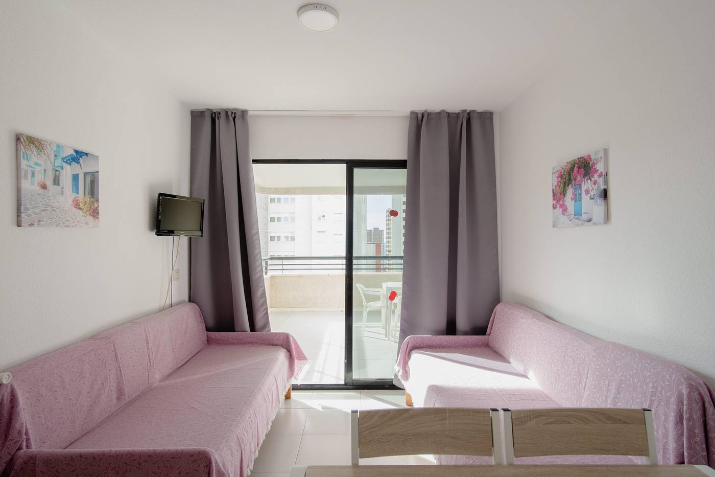 Luxmar-Apartments-Room-21
