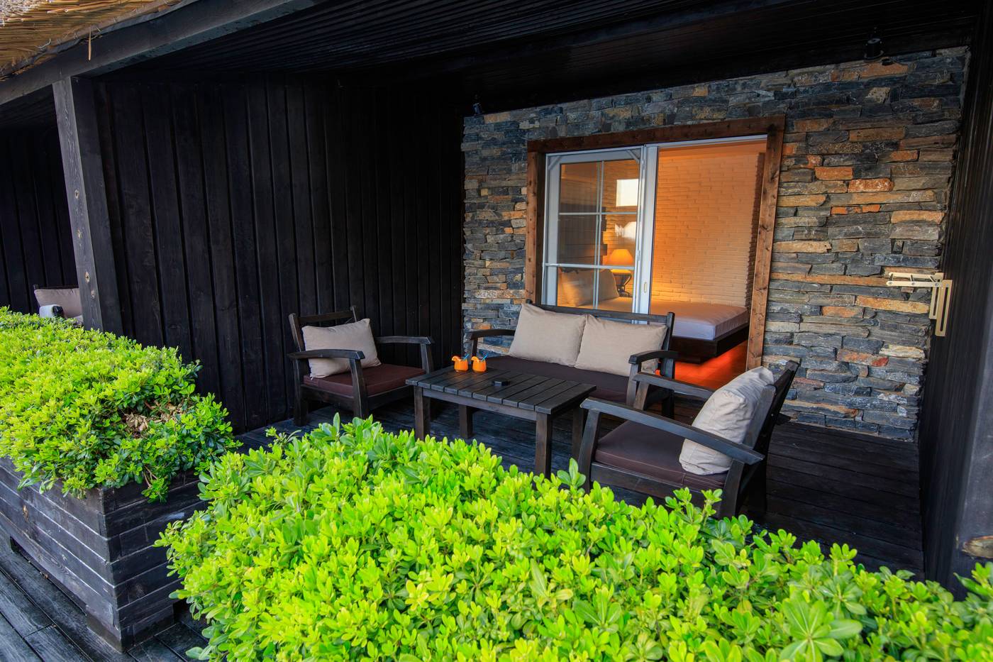 Manaspark-Deluxe-Hotel-Room-18