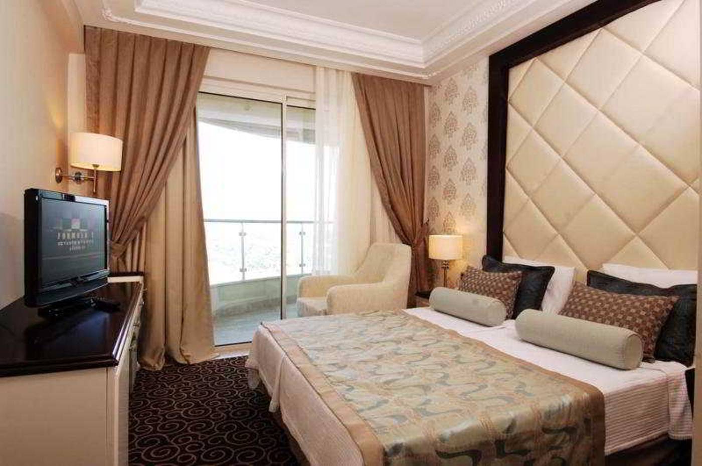 Goldcity-Hotel-Room-22