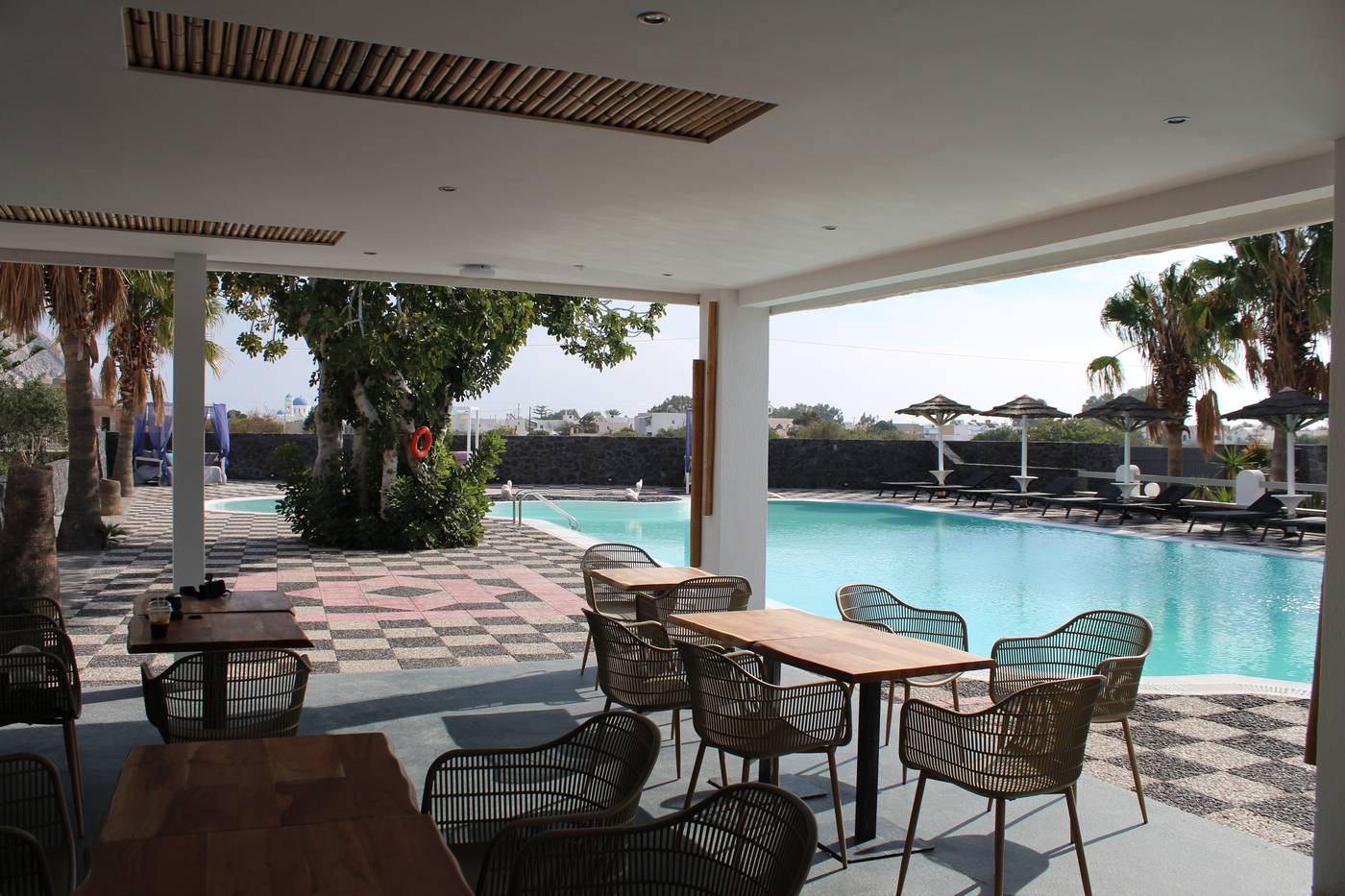 Sandy-s-Paradise-Infinity-Bar-14