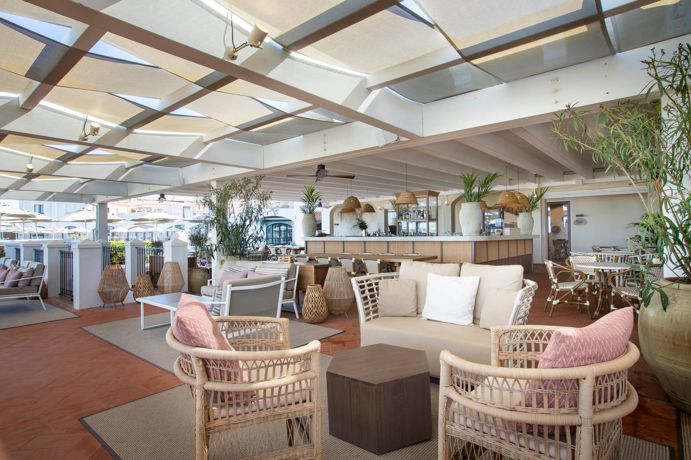 Mangia-s-Santa-Teresa-Sardinia--Curio-Collection-Bar-26