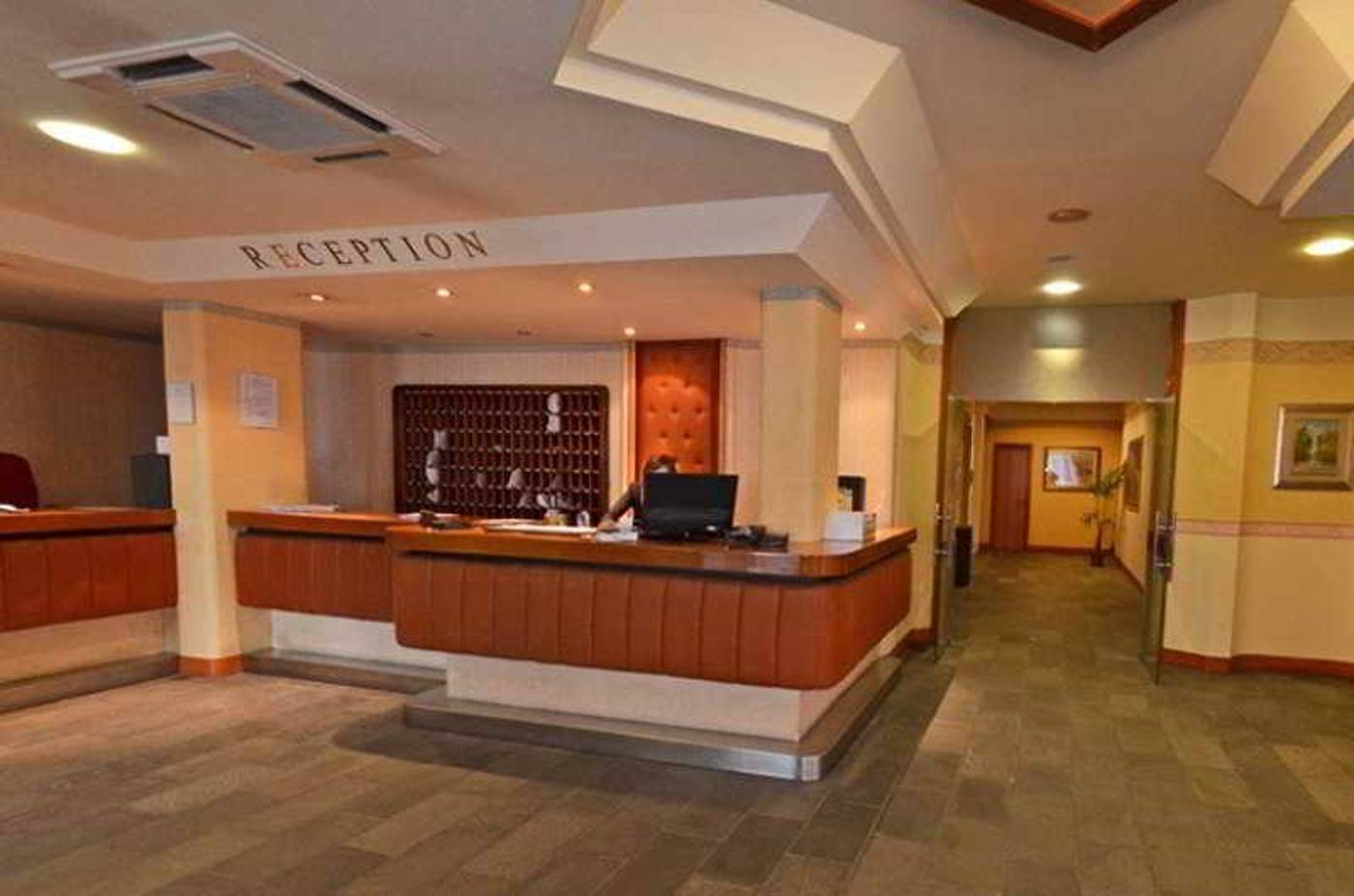 Grand Eurhotel-Italy-MONTESILVANO LIDO-Lobby-3