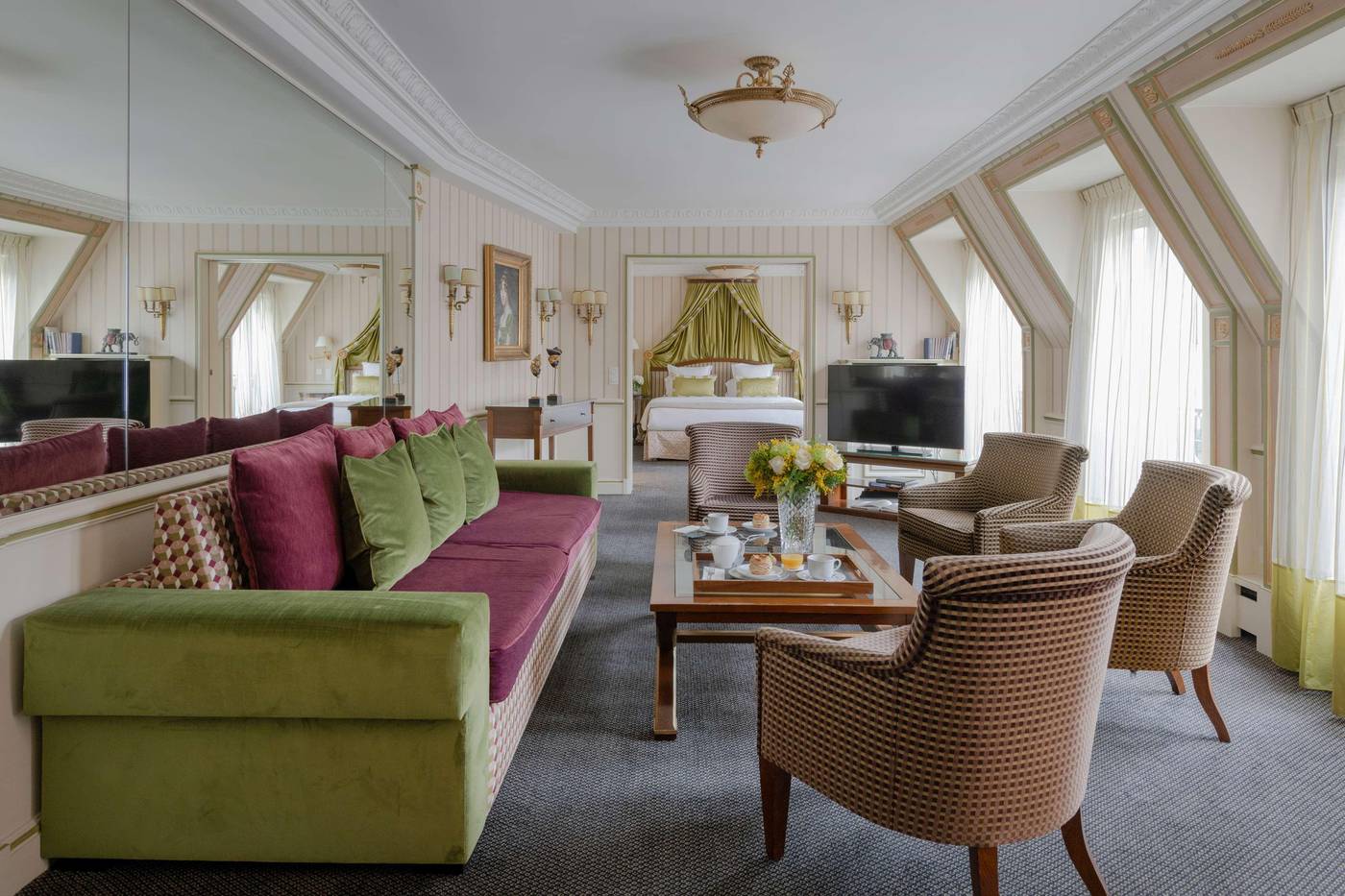 H----tel-Napol----on-Paris-Room-49