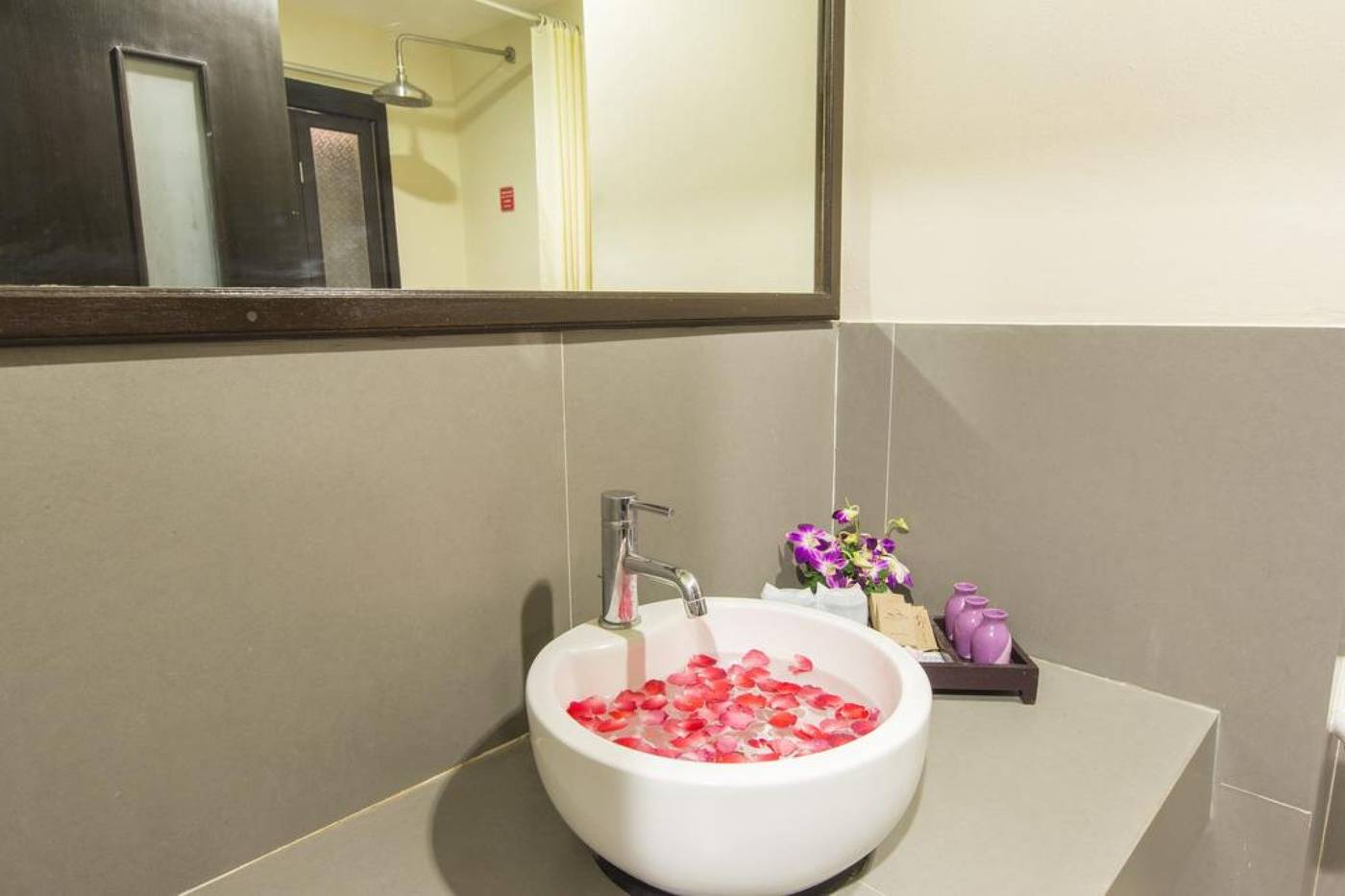 Phuvaree-Resort-Phuket-Room-15