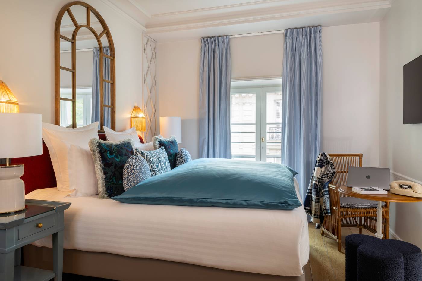 Le-Lavoisier-Room-14