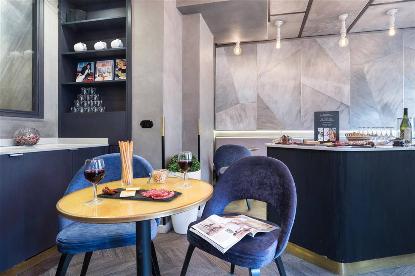 Hotel-Ohm-by-happy-culture-Bar-8