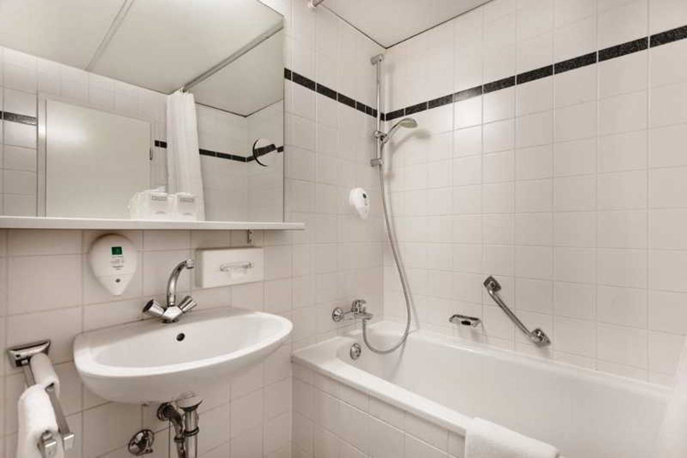 Azimut-Hotel-Kurfuerstendamm-Berlin-Room-36