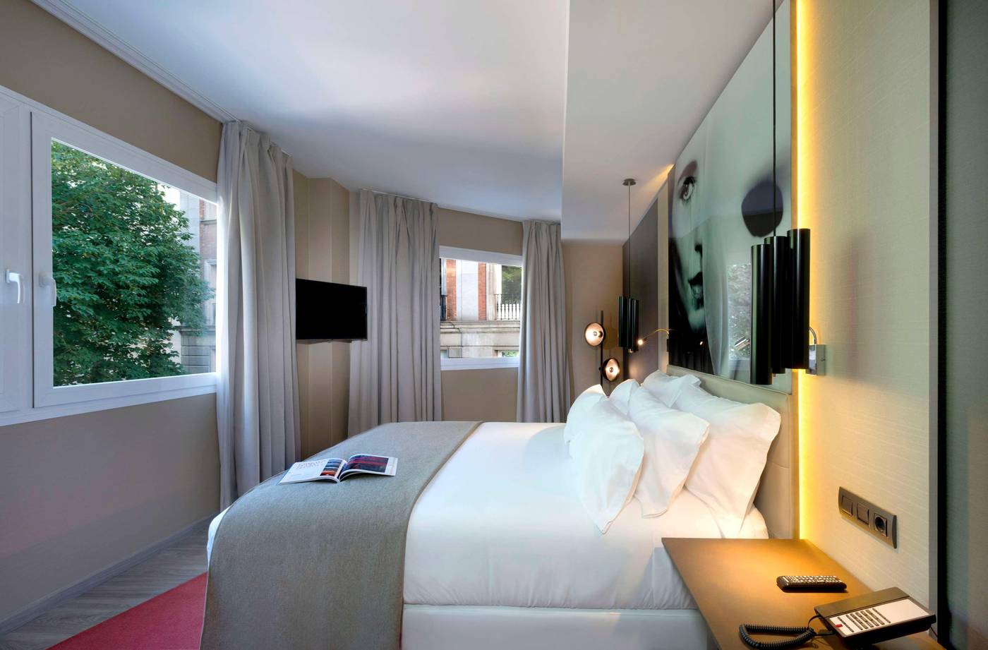 NH-Collection-Madrid-Suecia-Room-39