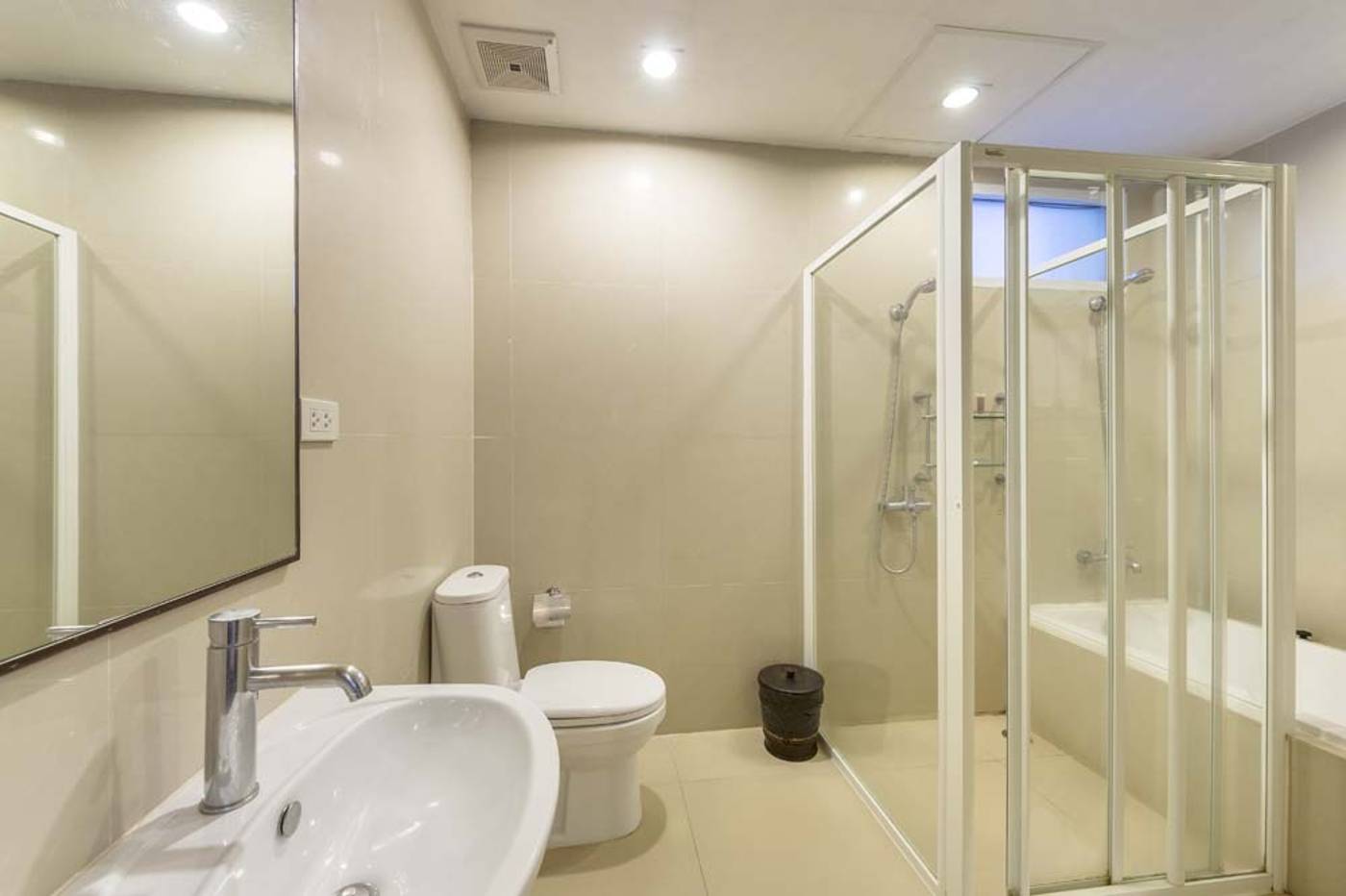 Qiu-Hotel-Sukhumvit-Room-27