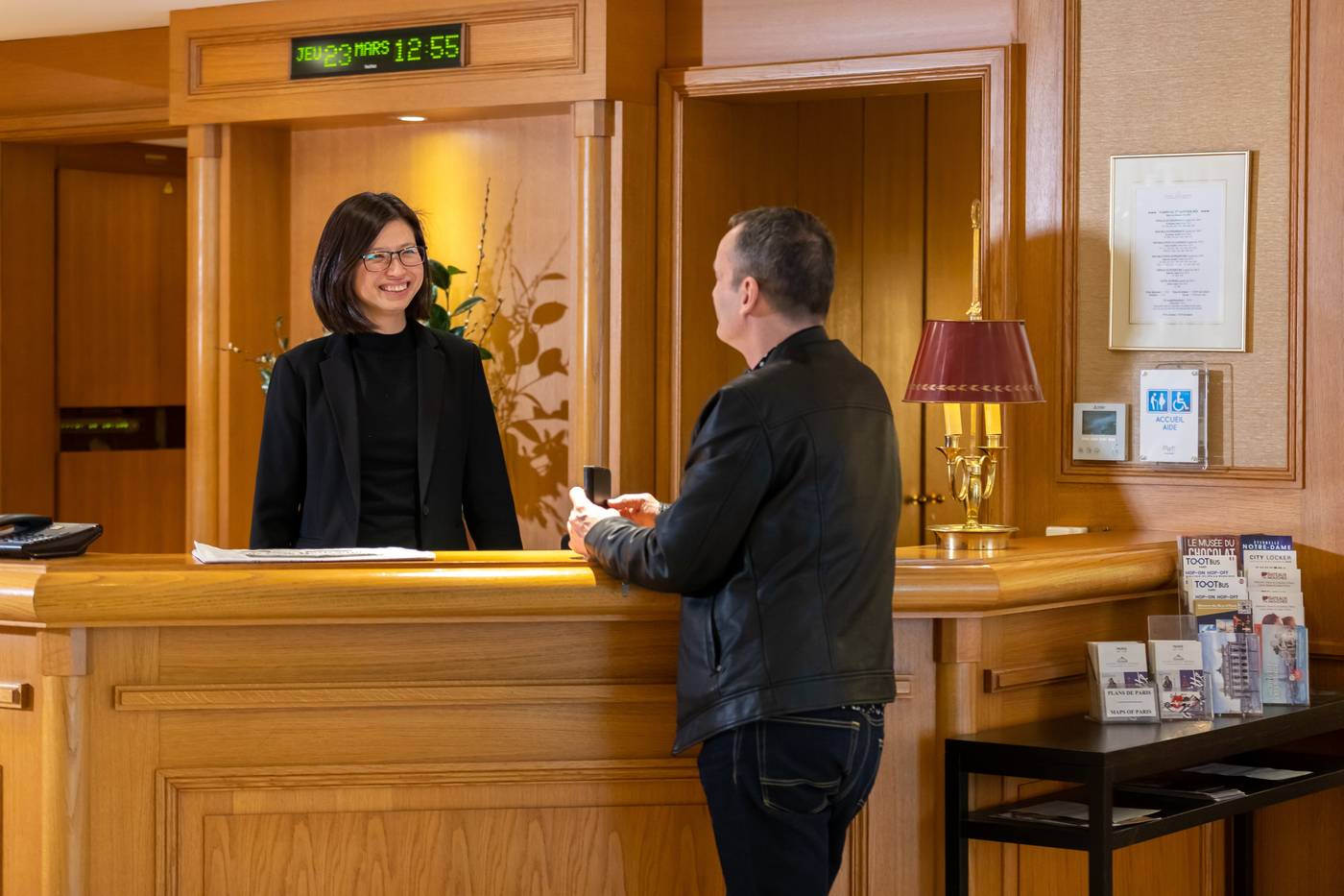 Hotel-Etats-Unis-Opera-Lobby-13