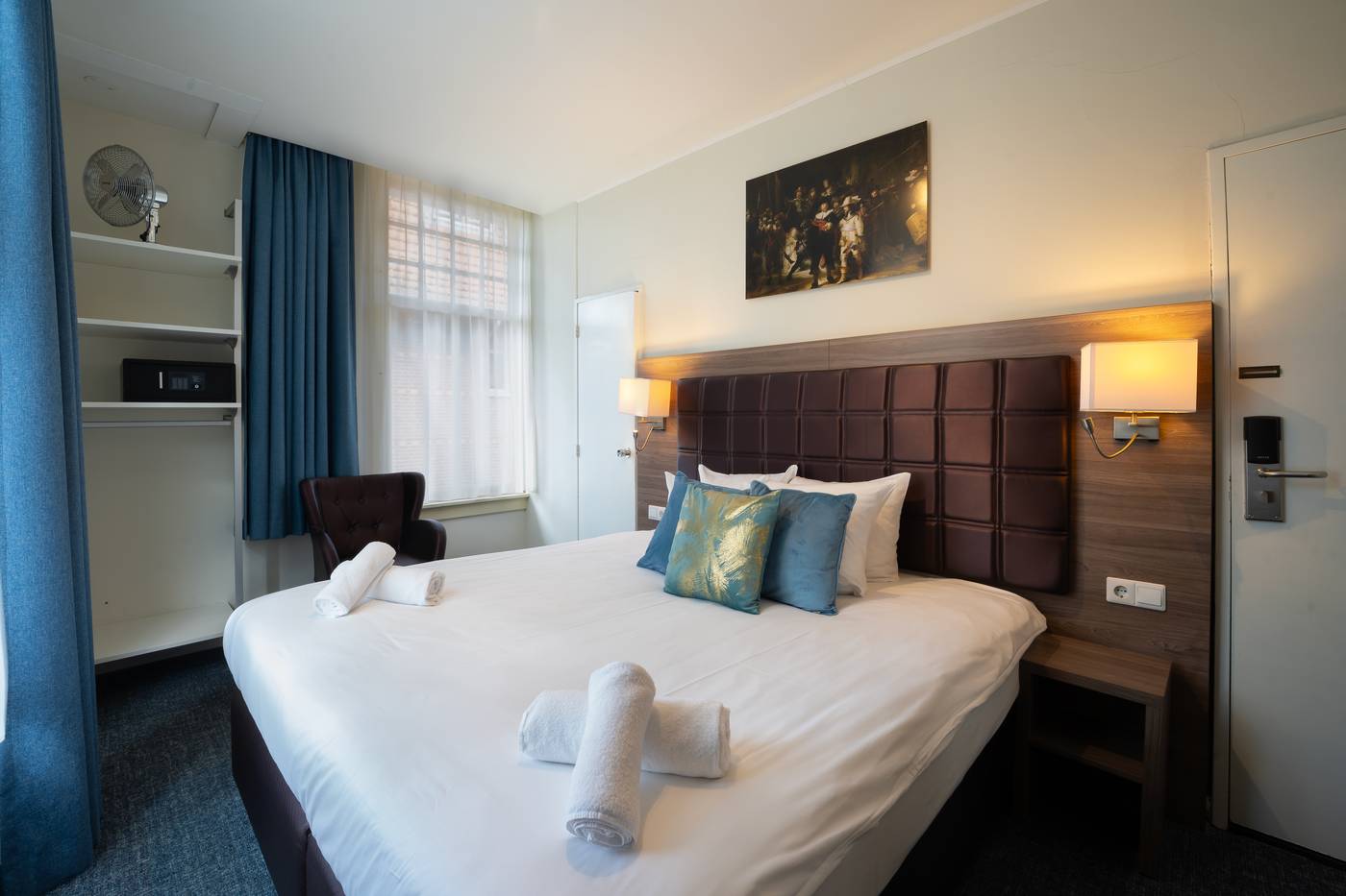 Hotel-Atlas-Vondelpark-Room-11