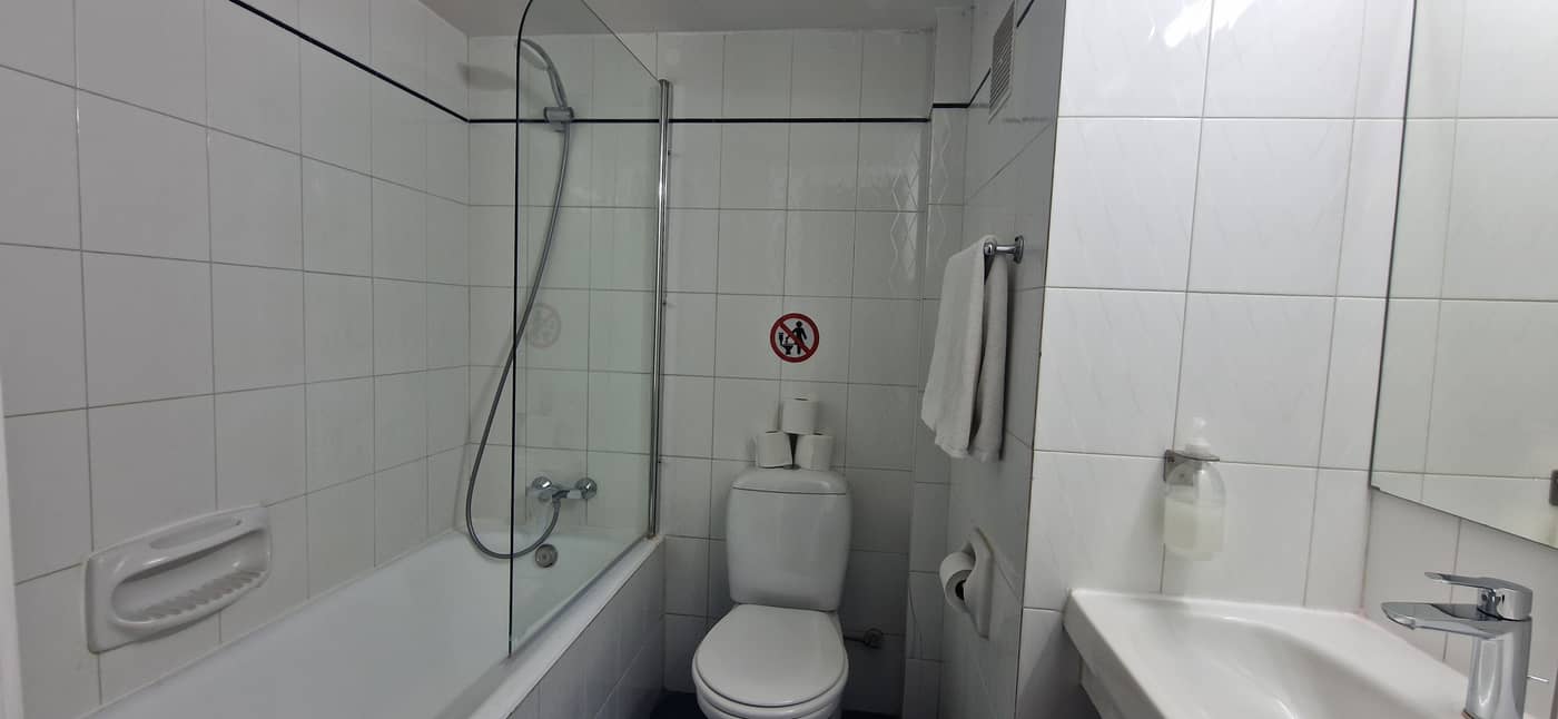 Navarria-Room-18