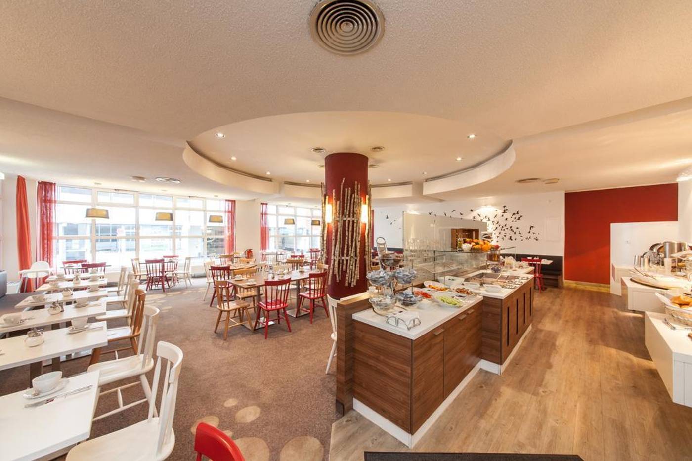 Sure-Hotel-by-Best-Western-Muenchen-Hauptbahnhof-Restaurant-61