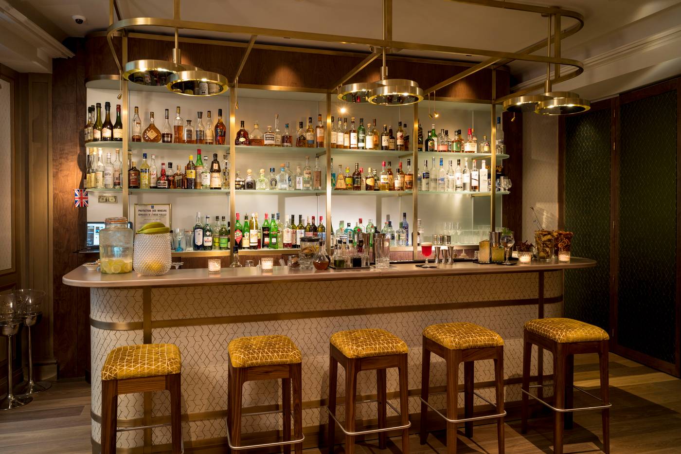 Rochester-Champs-Elysees-Bar-21