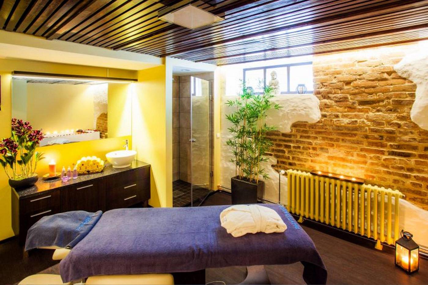 Kreutzwald-Hotel-Tallinn-Sports-and-Entertainment-35