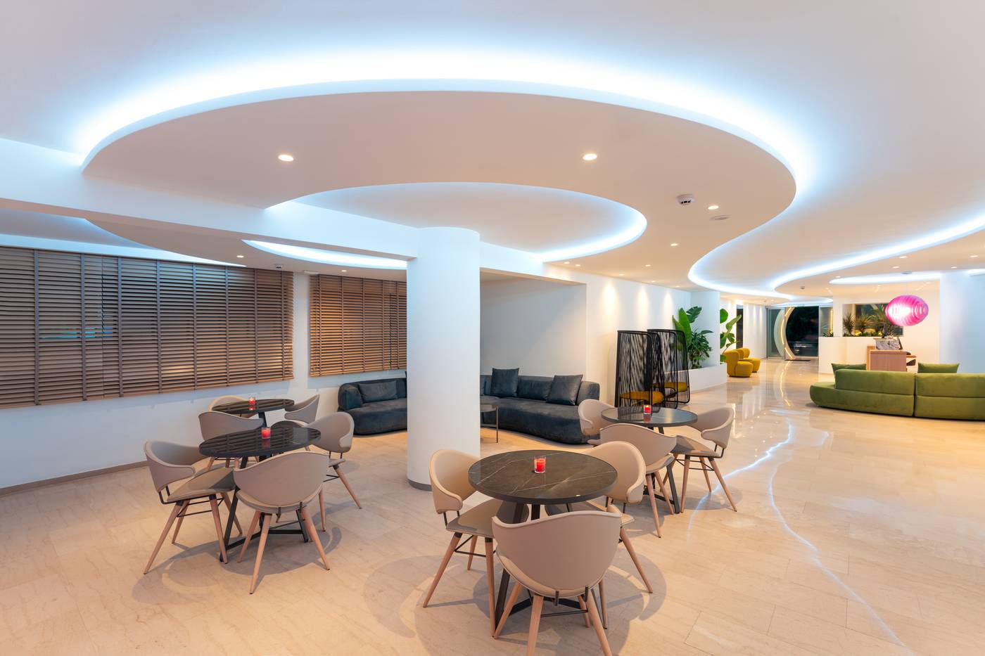 Hotel-Amphitryon-Lobby-17