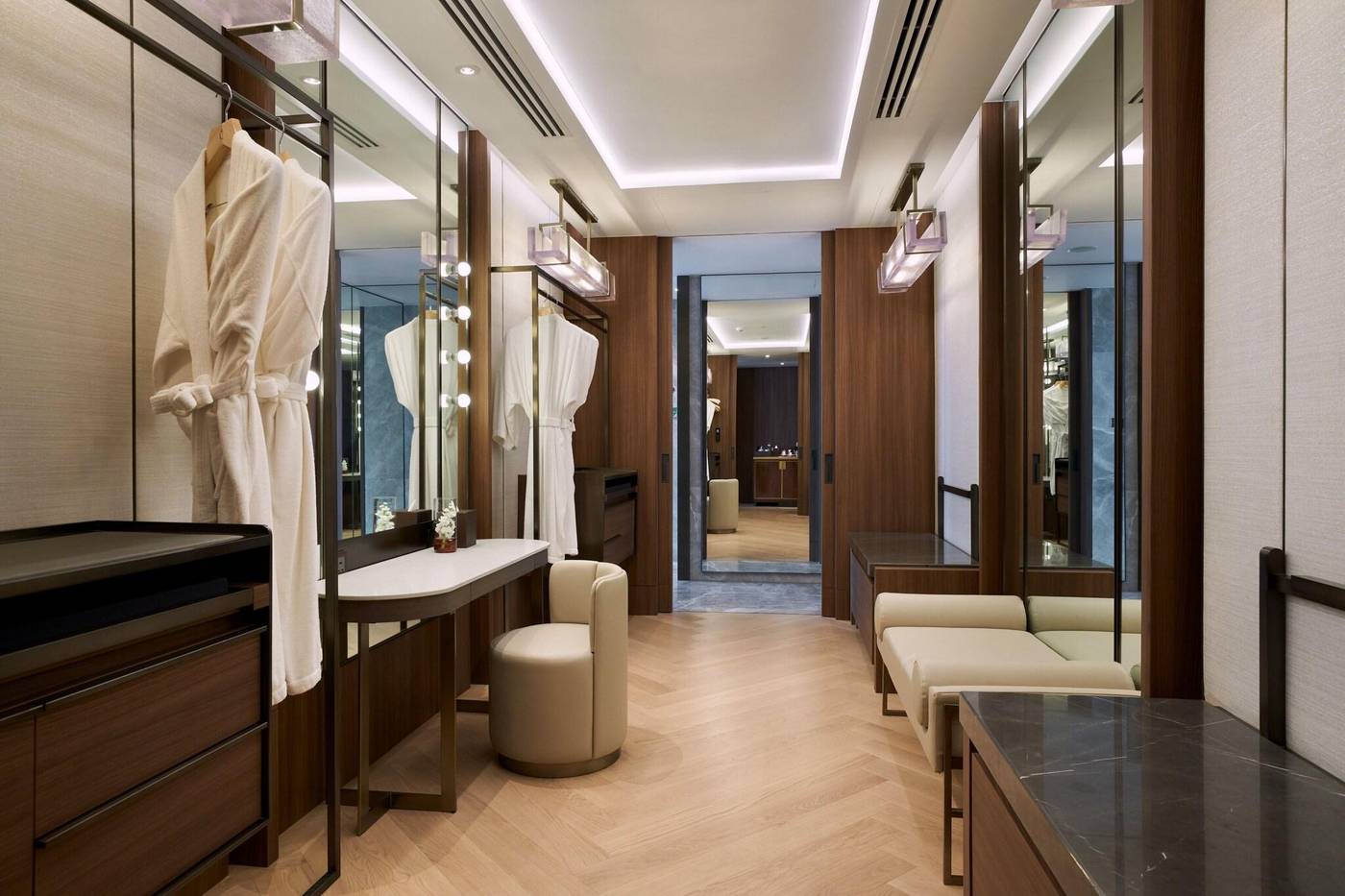 Centara-Grand-at-CentralWorld-Room-80